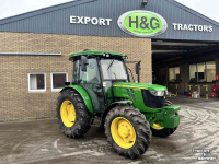 Schlepper / Traktor John Deere 5075E