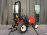 Gartentraktoren Branson 2505H hydrostaat compacttrekker tuinbouwtractor gazonbanden