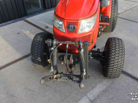 Gartentraktoren Branson 2505H hydrostaat compacttrekker tuinbouwtractor gazonbanden