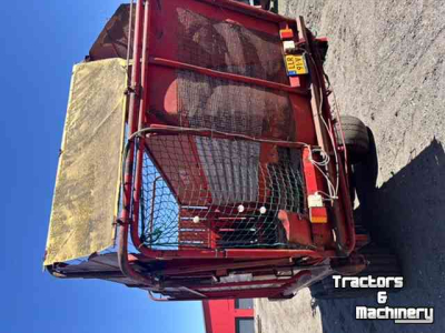 Lade- und Dosierwagen Pottinger Siloprofi 2