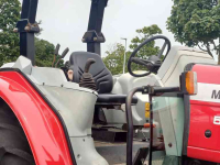 Schlepper / Traktor Massey Ferguson 5425 4x4 Open station