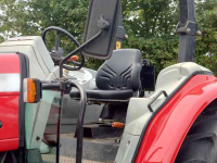 Schlepper / Traktor Massey Ferguson 5425 4x4 Open station