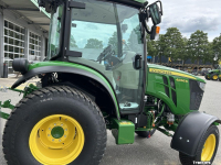 Obsttraktor John Deere 4066R