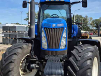 Schlepper / Traktor New Holland T8020 FP 40 Kmh. Lucht, geveerde vooras