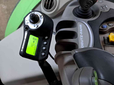 Frontlader Alö Deutz-Fahr 6165