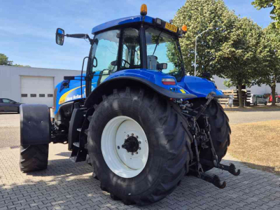 Schlepper / Traktor New Holland T8020 FP 40 Kmh. Lucht, geveerde vooras