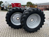 Räder, Reifen, Felgen & Distanzringe BKT Set BKT banden op velgen 600/65x38