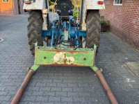Schlepper / Traktor Ford 4000 met balendrager / balenklem