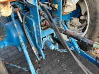 Schlepper / Traktor Ford 4000 met balendrager / balenklem