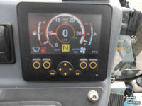 Geräteträger Multihog CX 75 werktuigdrager met Mc Connel arm klepelbak