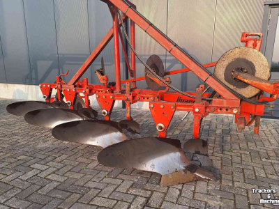 Pflüge Huard 4 schaar