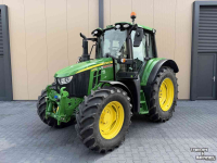 Schlepper / Traktor John Deere 6120M