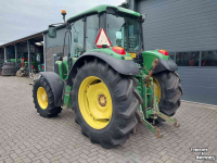 Schlepper / Traktor John Deere 6120 met Superkruip