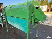 Sonstiges Förderanlagen und Material-Handling-Ausrüstungen  Reinigingsmachine, knolselderij