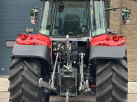 Schlepper / Traktor Massey Ferguson 5S.135 Dyna-6 Exclusive