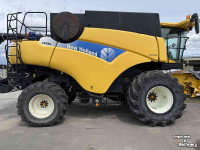 Mähdrescher New Holland CR 980