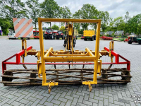 Grubber Rumptstad Cultivator met kooirol en hydraulische hefinrichting