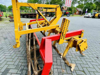 Grubber Rumptstad Cultivator met kooirol en hydraulische hefinrichting