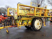Anhängefeldspritze Dubex Vector 33 m. 3200 l. veldspuiten