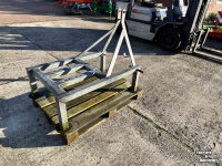 Diverse Gebrauchte Teile  3-PUNTS BOK / FRAME VOOR VERDRINGERPOMP