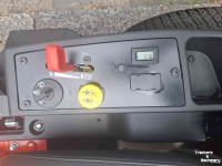 Aufsitzrasenmäher Simplicity SZT275 zero-turn zitmaaier gazonmaaier zero turn 23 pk benzine