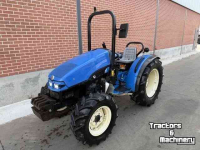 Schlepper / Traktor New Holland T3020