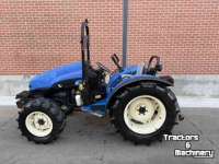 Schlepper / Traktor New Holland T3020