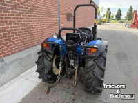 Schlepper / Traktor New Holland T3020