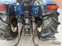 Schlepper / Traktor New Holland T3020