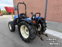 Schlepper / Traktor New Holland T3020