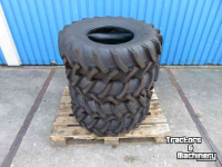 Räder, Reifen, Felgen & Distanzringe  10.0/75R15.3 Banden met binnenband