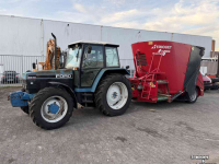 Schlepper / Traktor Ford incl voermengwagen Trioliet 1200 2017