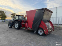 Schlepper / Traktor Ford incl voermengwagen Trioliet 1200 2017