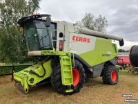 Mähdrescher Claas LEXION 750
