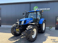 Schlepper / Traktor New Holland T6.175