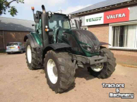 Schlepper / Traktor Valtra T174 ACTIVE Tractor