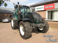 Schlepper / Traktor Valtra T174 ACTIVE