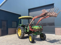 Schlepper / Traktor John Deere 1130 met voorlader en 1040 - beide 2wd en kenteken fendt ford international