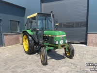 Schlepper / Traktor John Deere 1130 met voorlader en 1040 - beide 2wd en kenteken fendt ford international