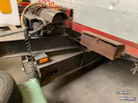 Sonstiges Landwirtschaftliche Transportmaschinen und Zubehör  NETAM-FRUEHAUF Aanhanger vrachtwagen met hydraulische lier met oprij platen