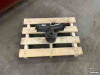 Gebrauchte Teile für Traktoren Fendt Boventrekhaak St. (B=390MM) PLM | 005A153539200