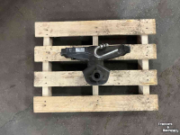 Gebrauchte Teile für Traktoren Fendt Boventrekhaak St. (B=390MM) PLM | 005A153539200
