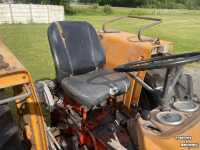 Schlepper / Traktor Renault 651 cabrio