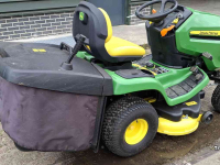 Aufsitzrasenmäher John Deere X350R