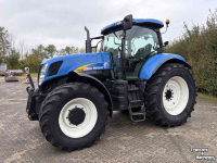 Schlepper / Traktor New Holland T7030 powercommand