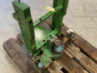 Sonstiges Traktoren und Zubehör John Deere Trekhaak slede/frame met K80 John Deere 6175R - 6250R 39 cm