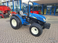 Obsttraktor New Holland T3030