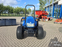 Obsttraktor New Holland T3030