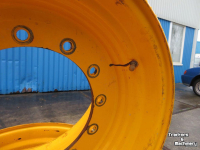 Räder, Reifen, Felgen & Distanzringe Firestone 2x velg t.b.v. 480/80R26 JCB TM420