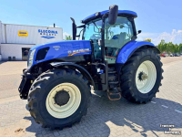 Schlepper / Traktor New Holland T7.220 Auto Command